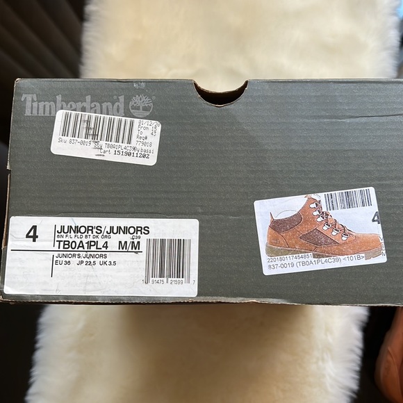 Timberland boots, Junior’s TBOA1PL M,size 4 - Picture 4 of 4